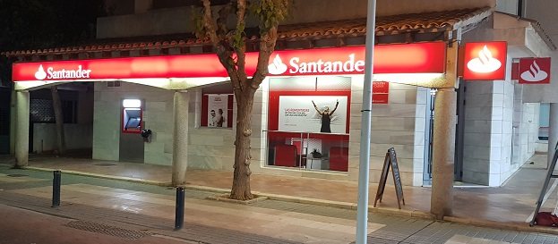 Santander-bank-paguera-mallorca